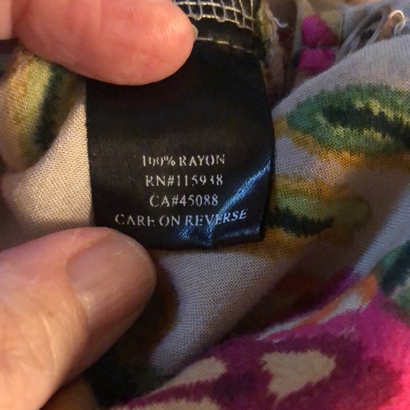 Red Berry romper - floral - Picture 7 of 7